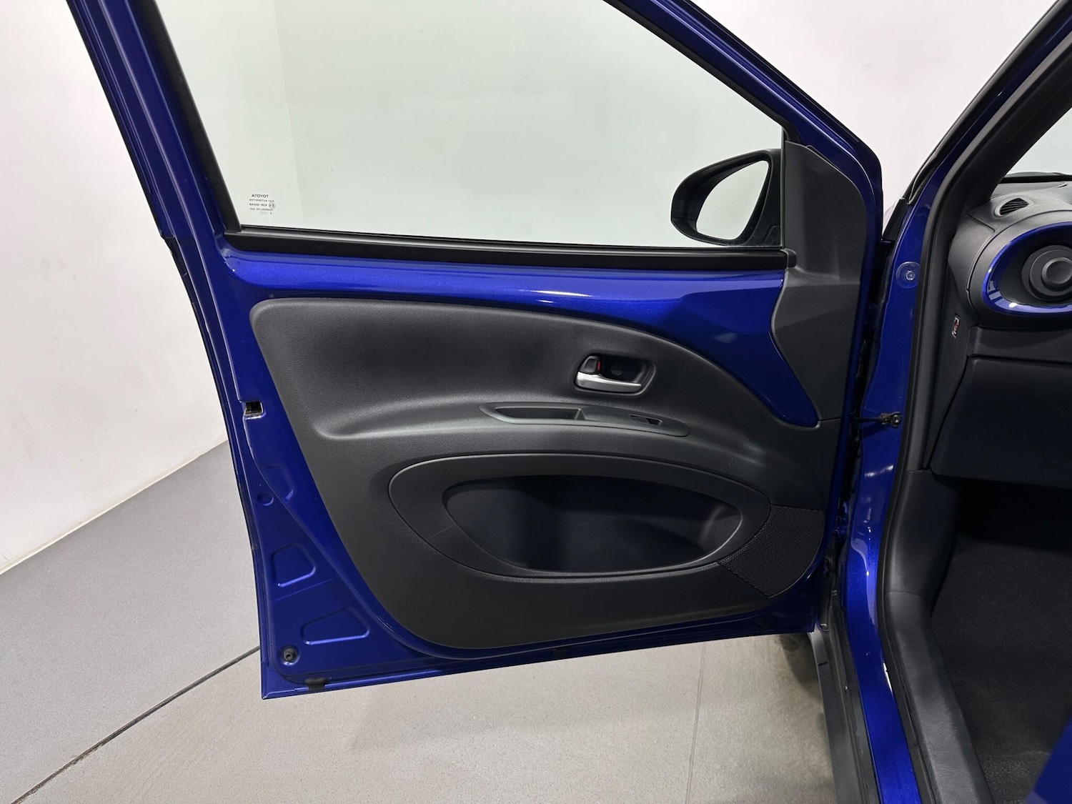 Used Toyota Aygo X for sale - 78006830: Photo 32