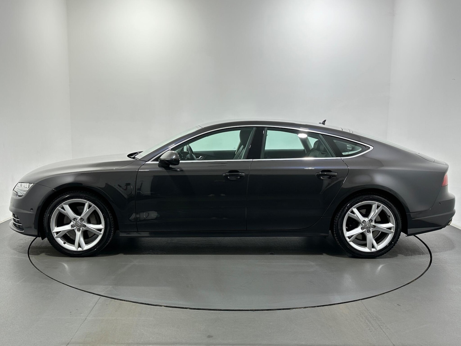 Used Audi A7 2015 for sale - 76878922: Photo 5