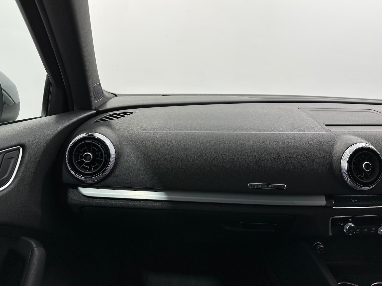 Used Audi A3 2017 for sale - 76899387: Photo 27