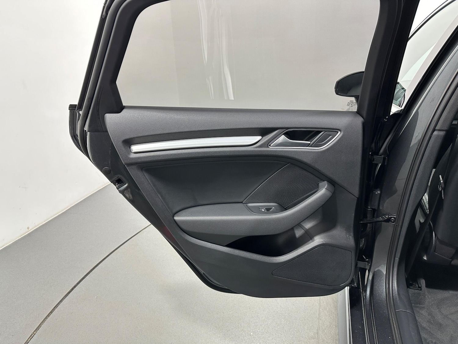 Used Audi A3 2017 for sale - 76899387: Photo 37