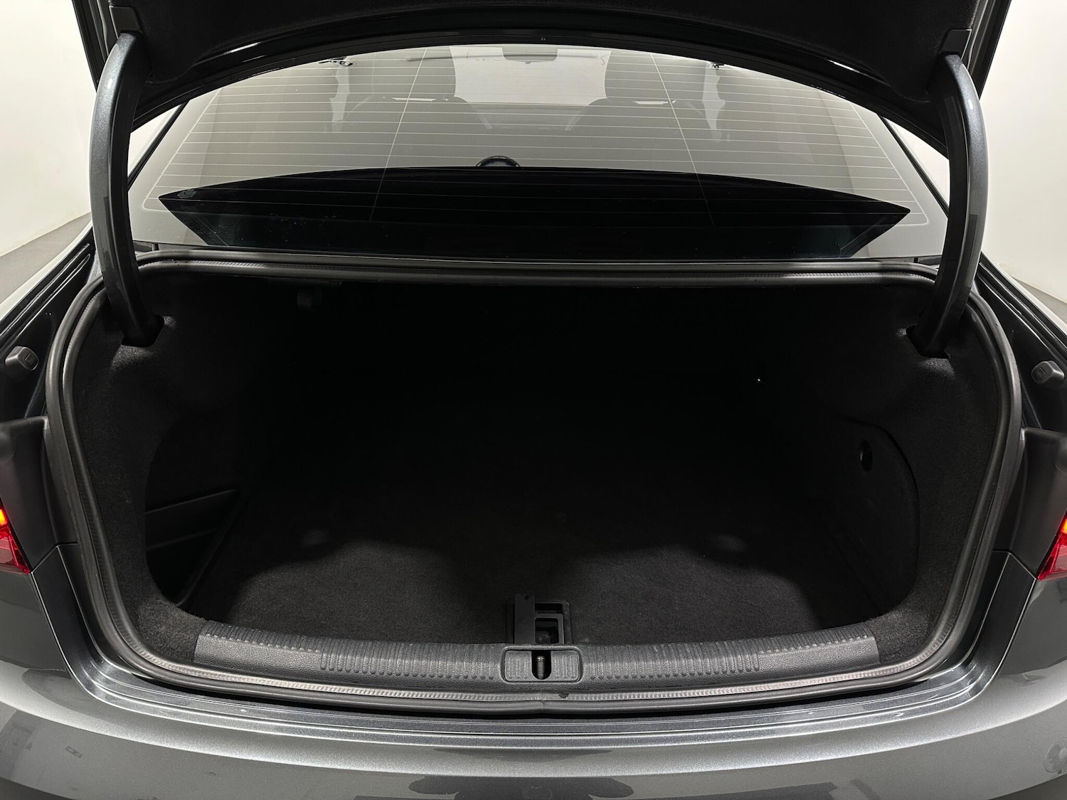 Used Audi A3 2017 for sale - 76899387: Photo 44