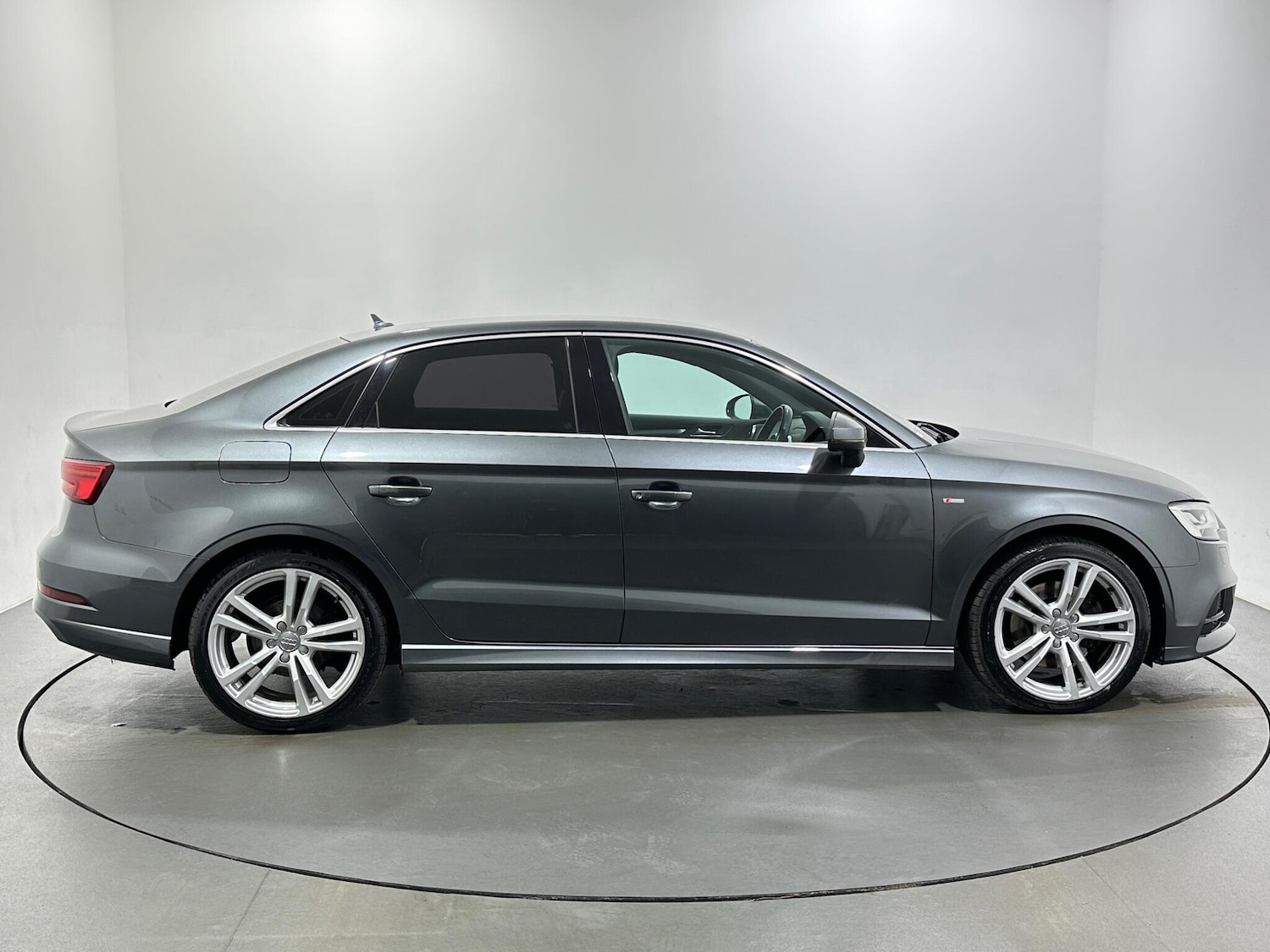 Used Audi A3 2017 for sale - 76899387: Photo 9