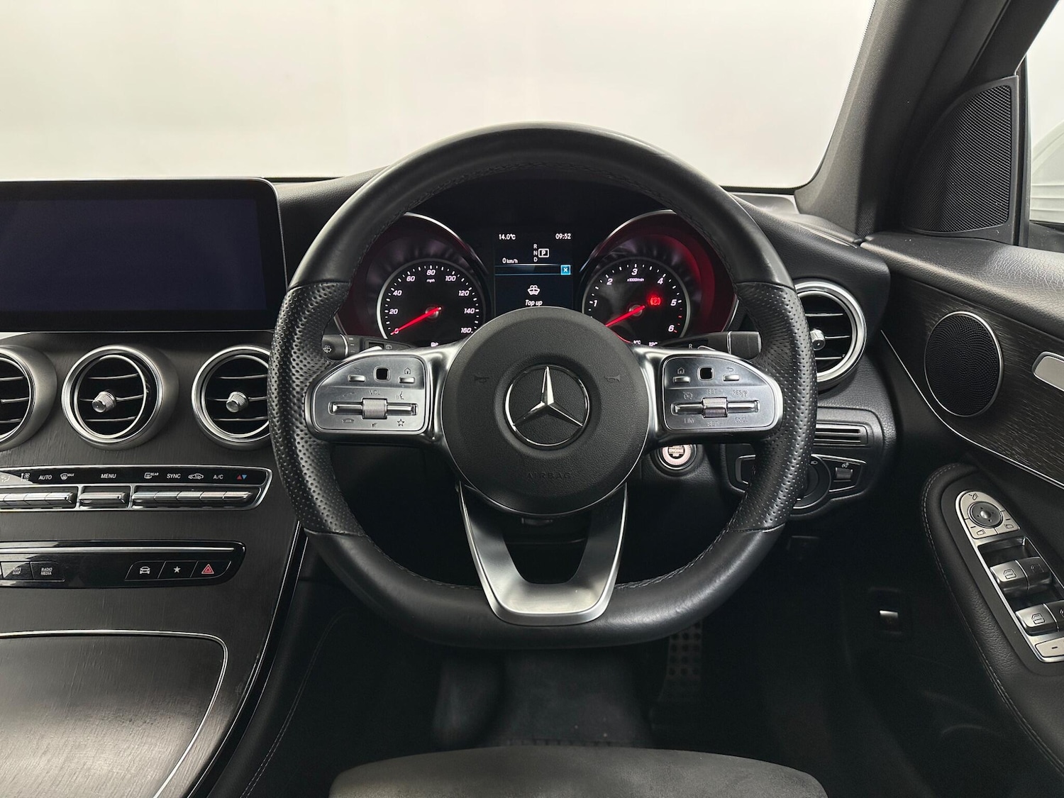 Used Mercedes-Benz GLC 2020 for sale - 76878504: Photo 12