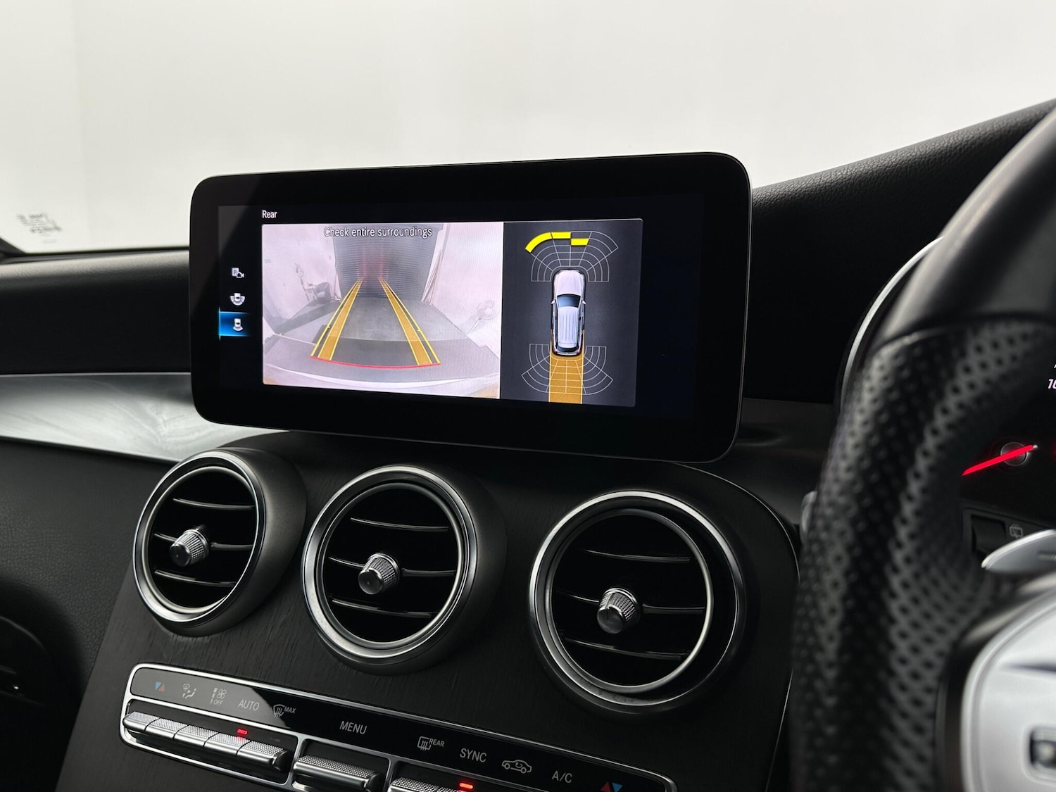 Used Mercedes-Benz GLC 2020 for sale - 76878504: Photo 23