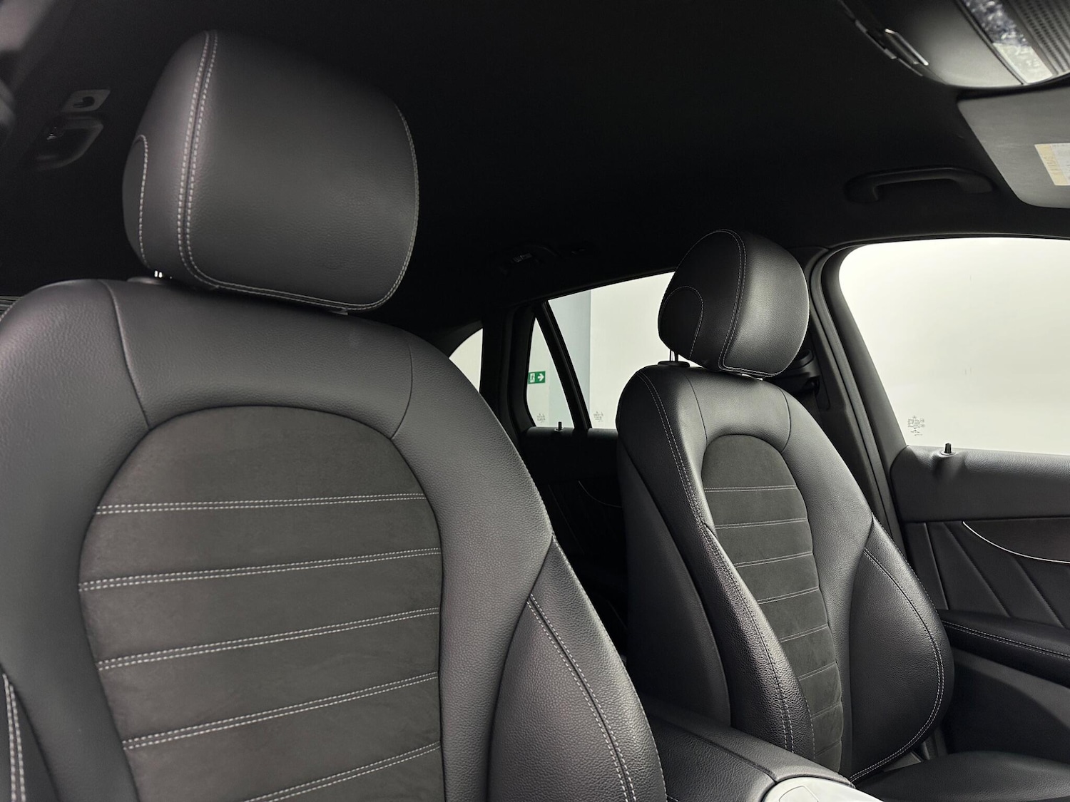 Used Mercedes-Benz GLC 2020 for sale - 76878504: Photo 32