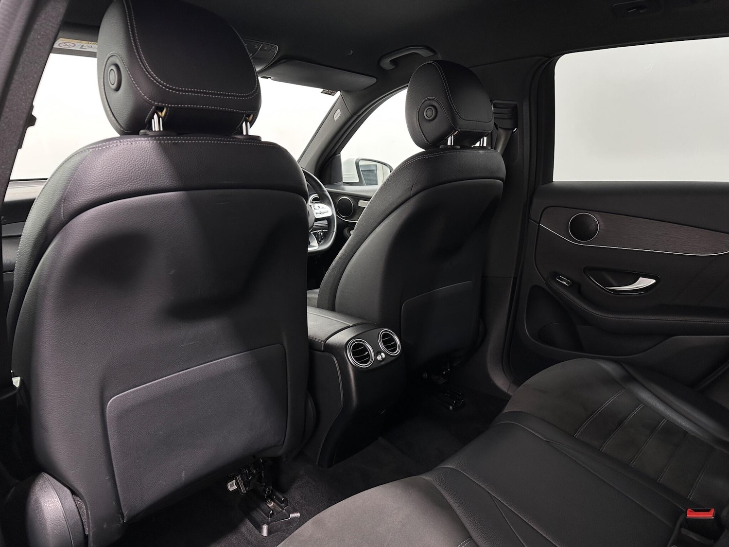 Used Mercedes-Benz GLC 2020 for sale - 76878504: Photo 37