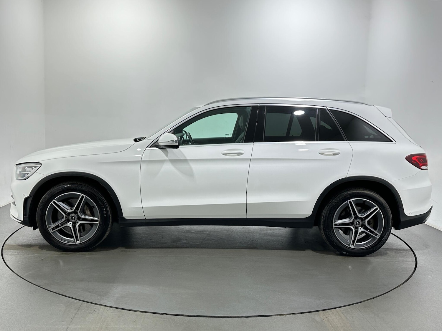 Used Mercedes-Benz GLC 2020 for sale - 76878504: Photo 5