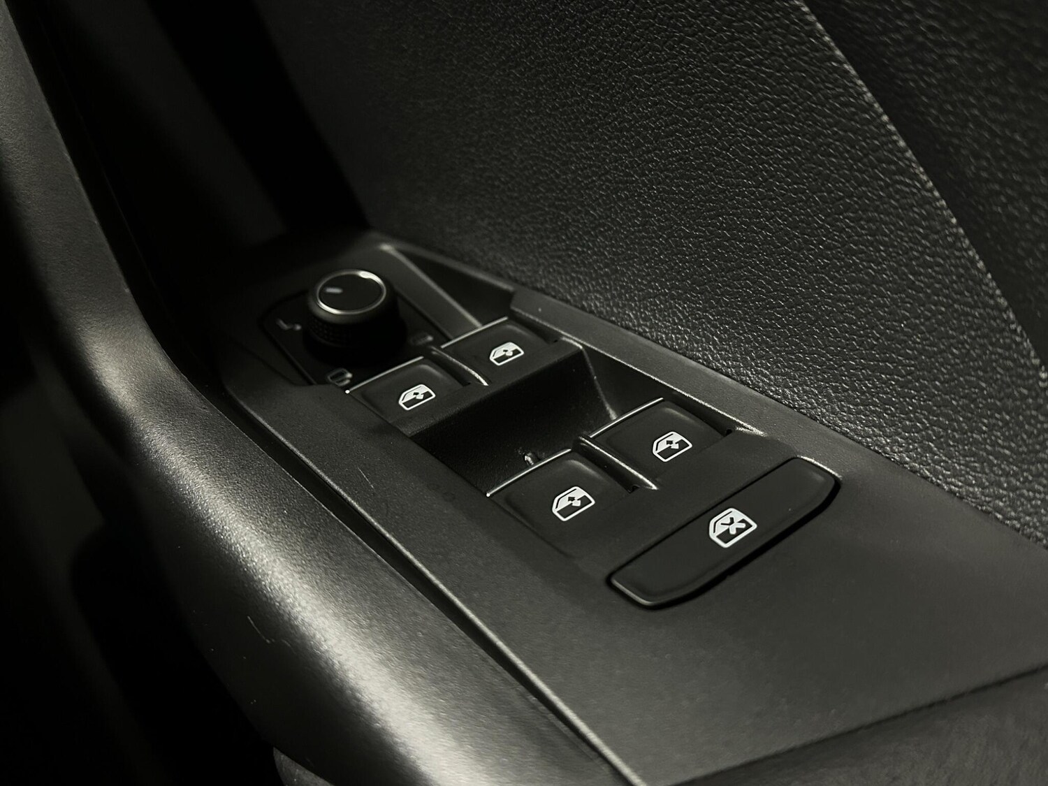 Used Volkswagen T-Cross 2022 for sale - 77723353: Photo 19