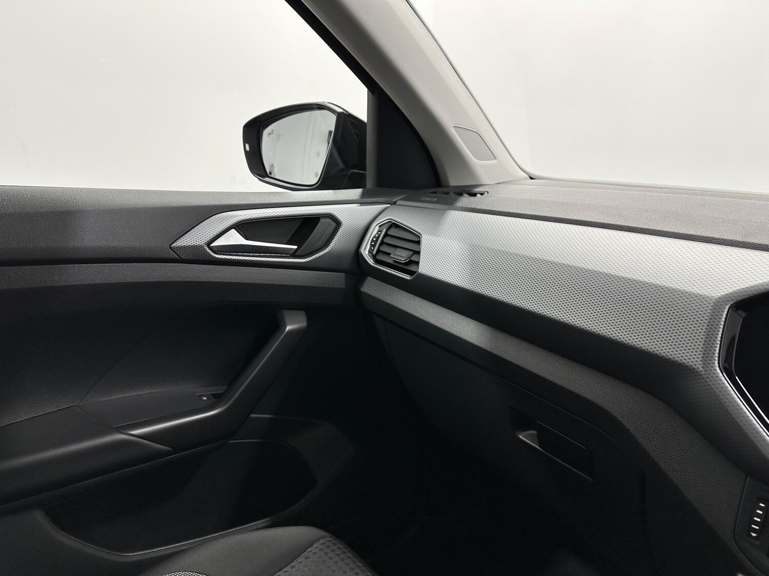 Used Volkswagen T-Cross 2022 for sale - 77723353: Photo 27