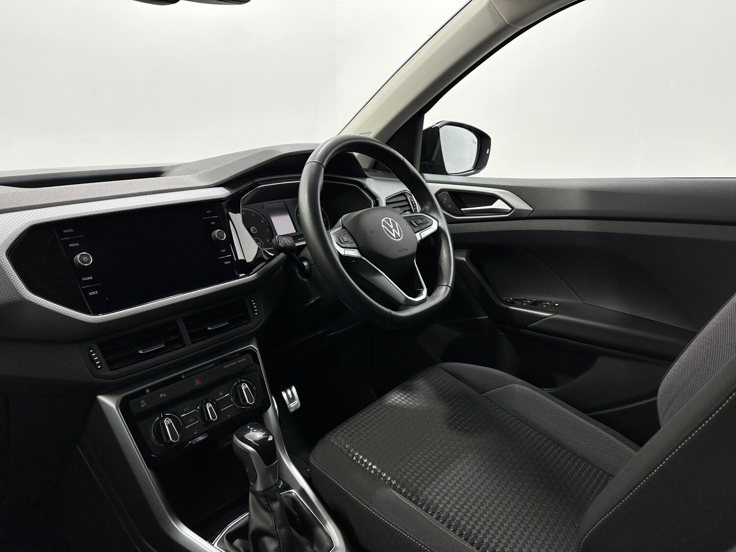 Used Volkswagen T-Cross 2022 for sale - 77723353: Photo 31