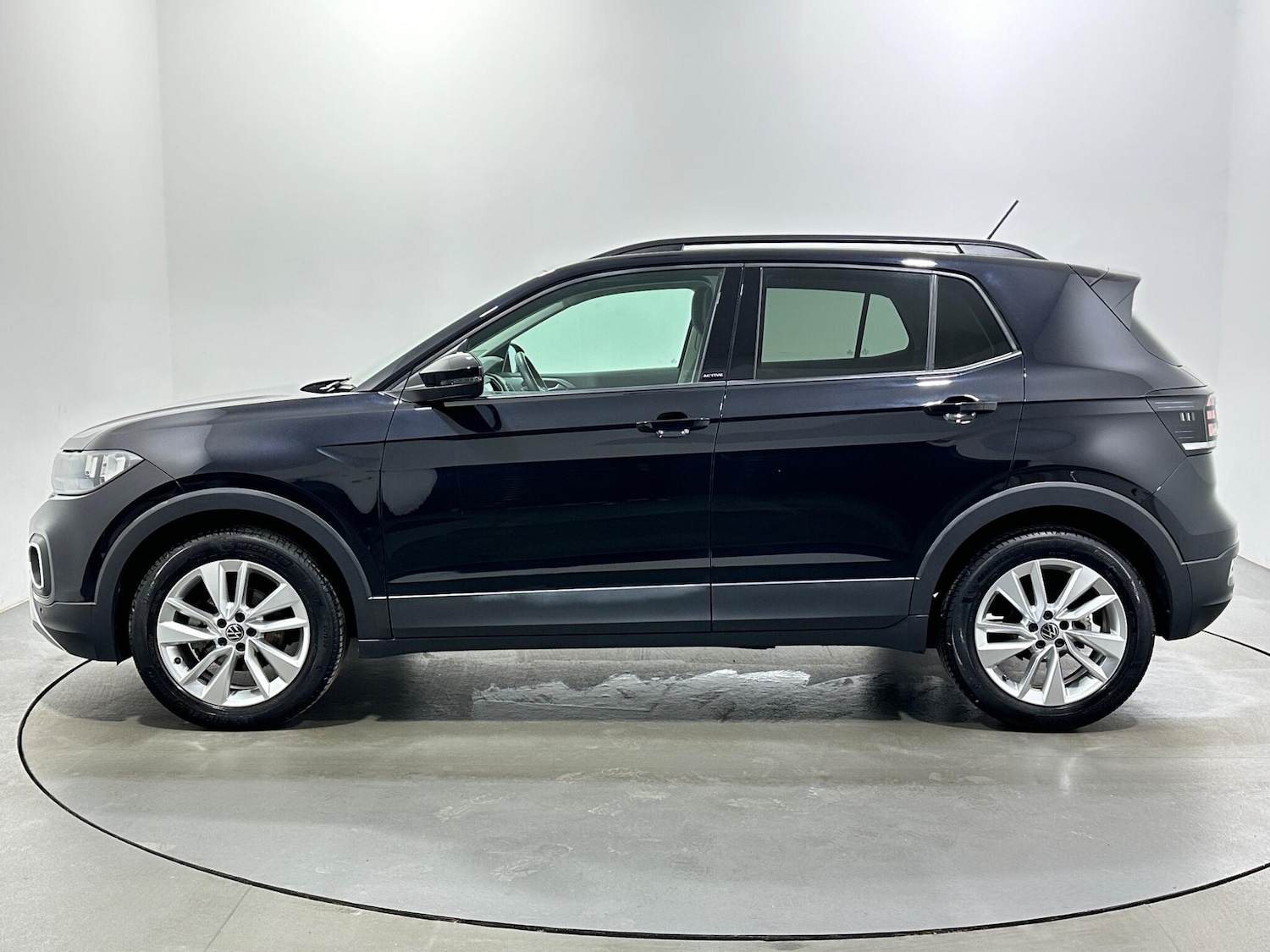 Used Volkswagen T-Cross 2022 for sale - 77723353: Photo 5