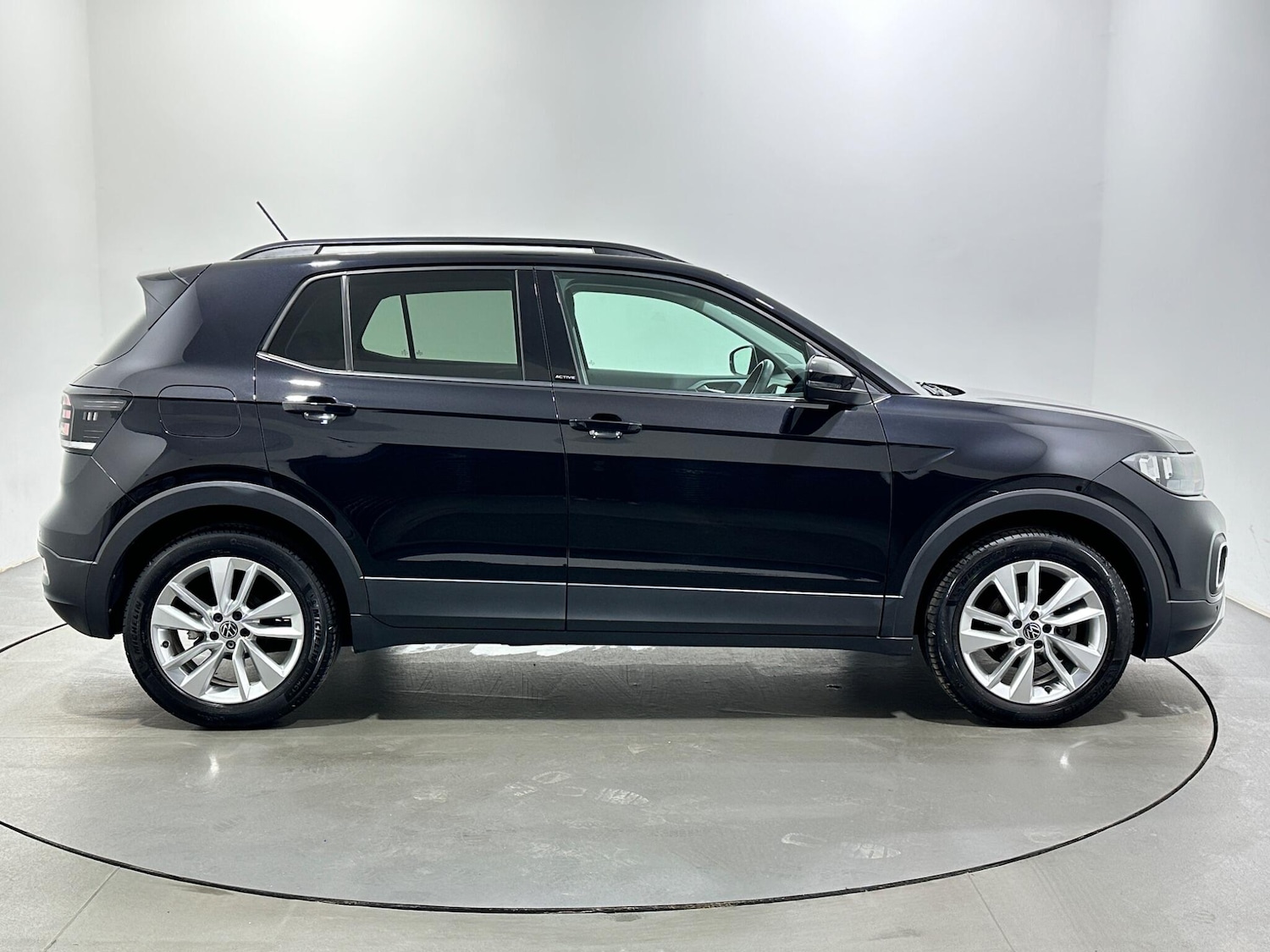 Used Volkswagen T-Cross 2022 for sale - 77723353: Photo 9