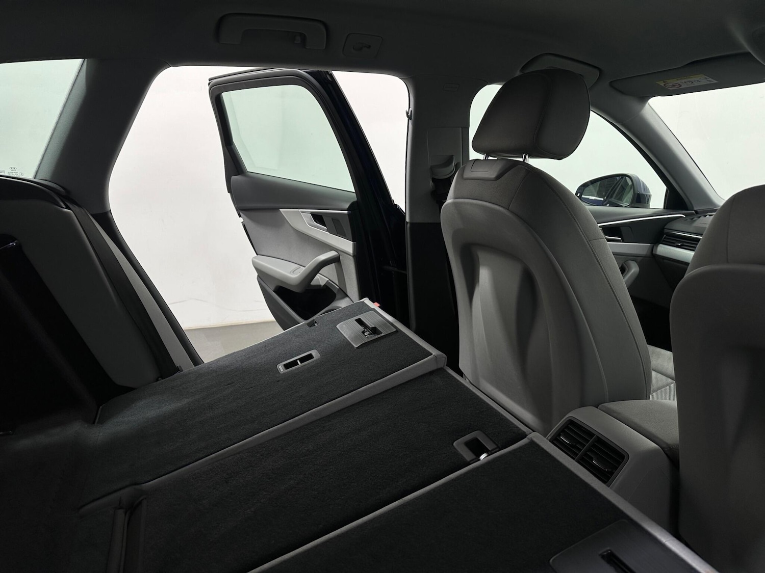 Used Audi A4 2022 for sale - 78086478: Photo 46