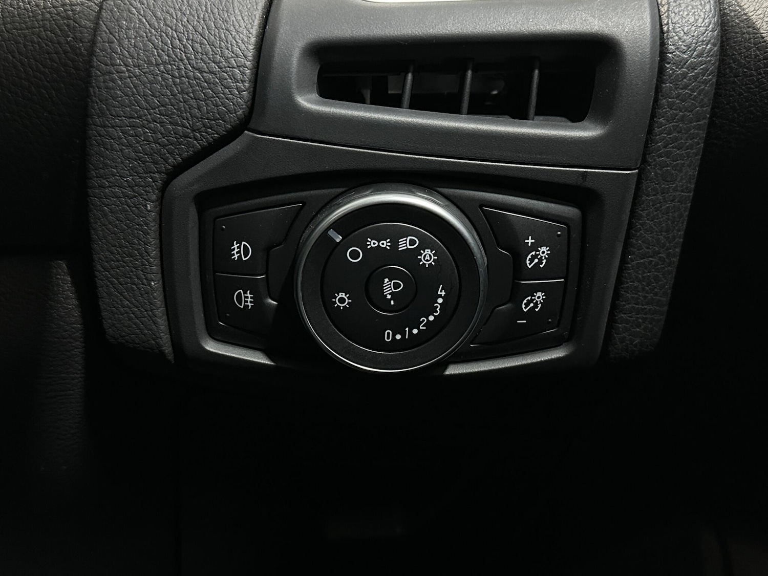 Used Ford Focus 2016 for sale - 78071951: Photo 18