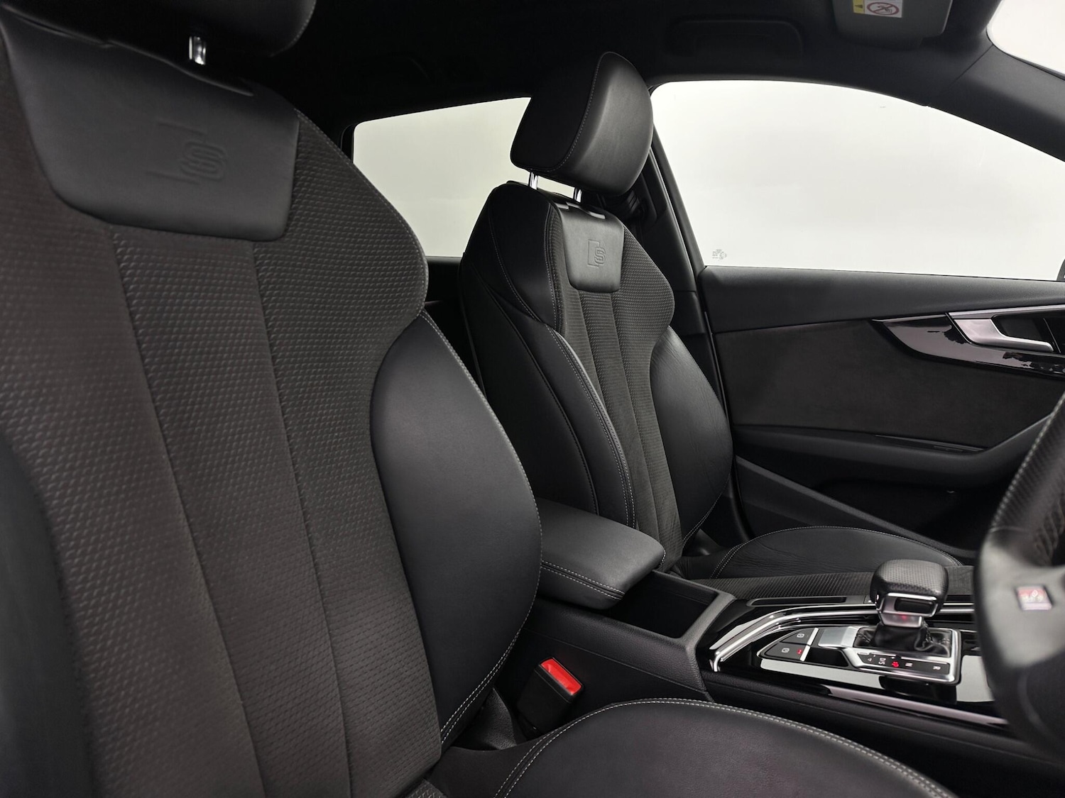 Used Audi A4 Avant for sale - 77565168: Photo 32