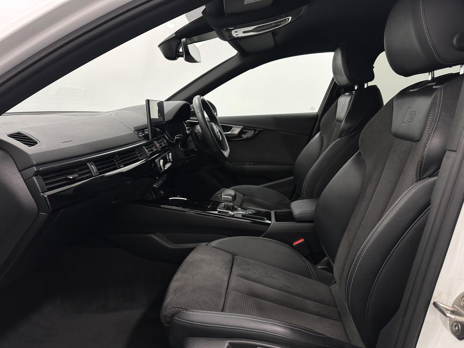 Used Audi A4 Avant for sale - 77565168: Photo 35