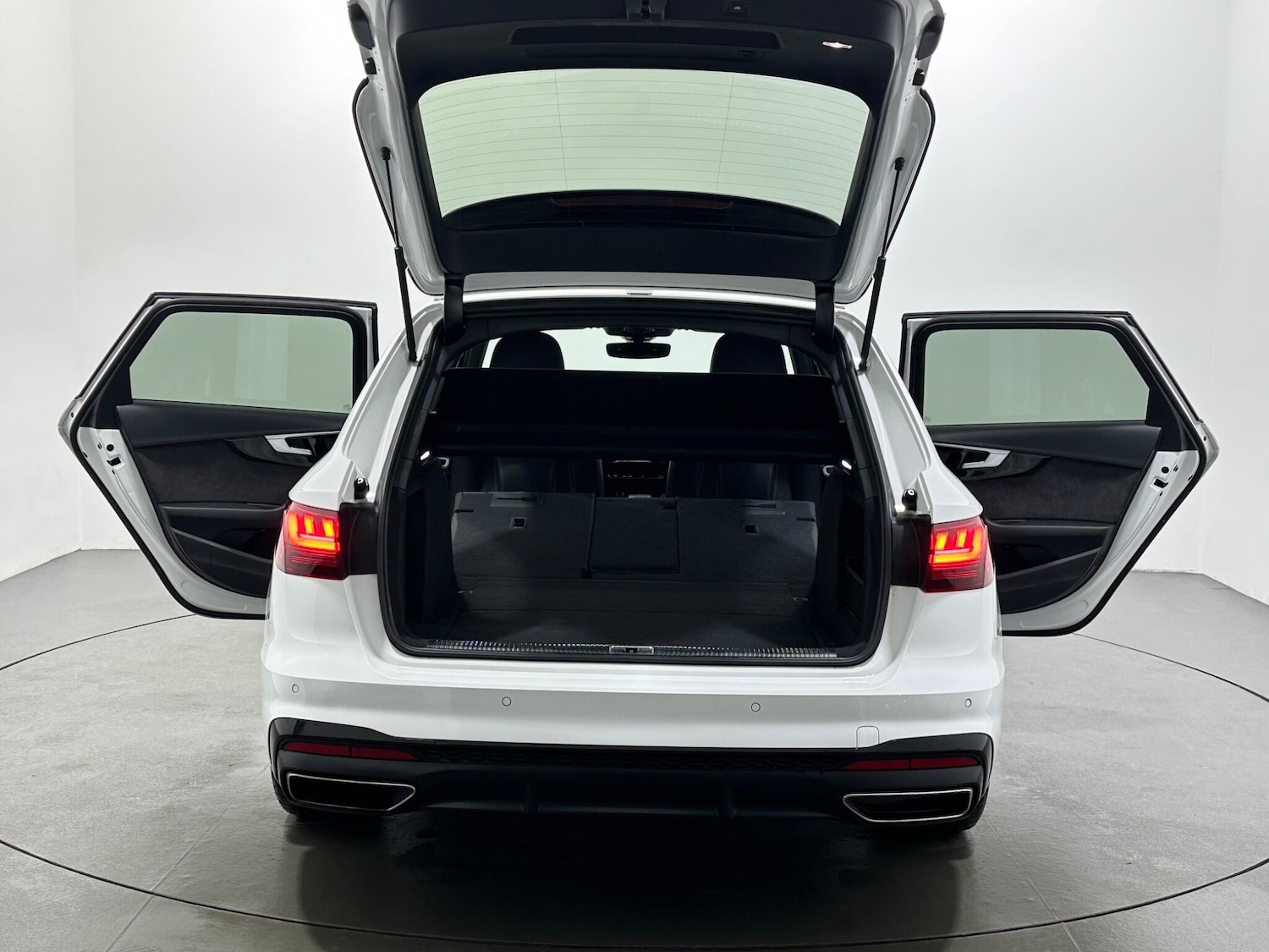 Used Audi A4 Avant for sale - 77565168: Photo 45