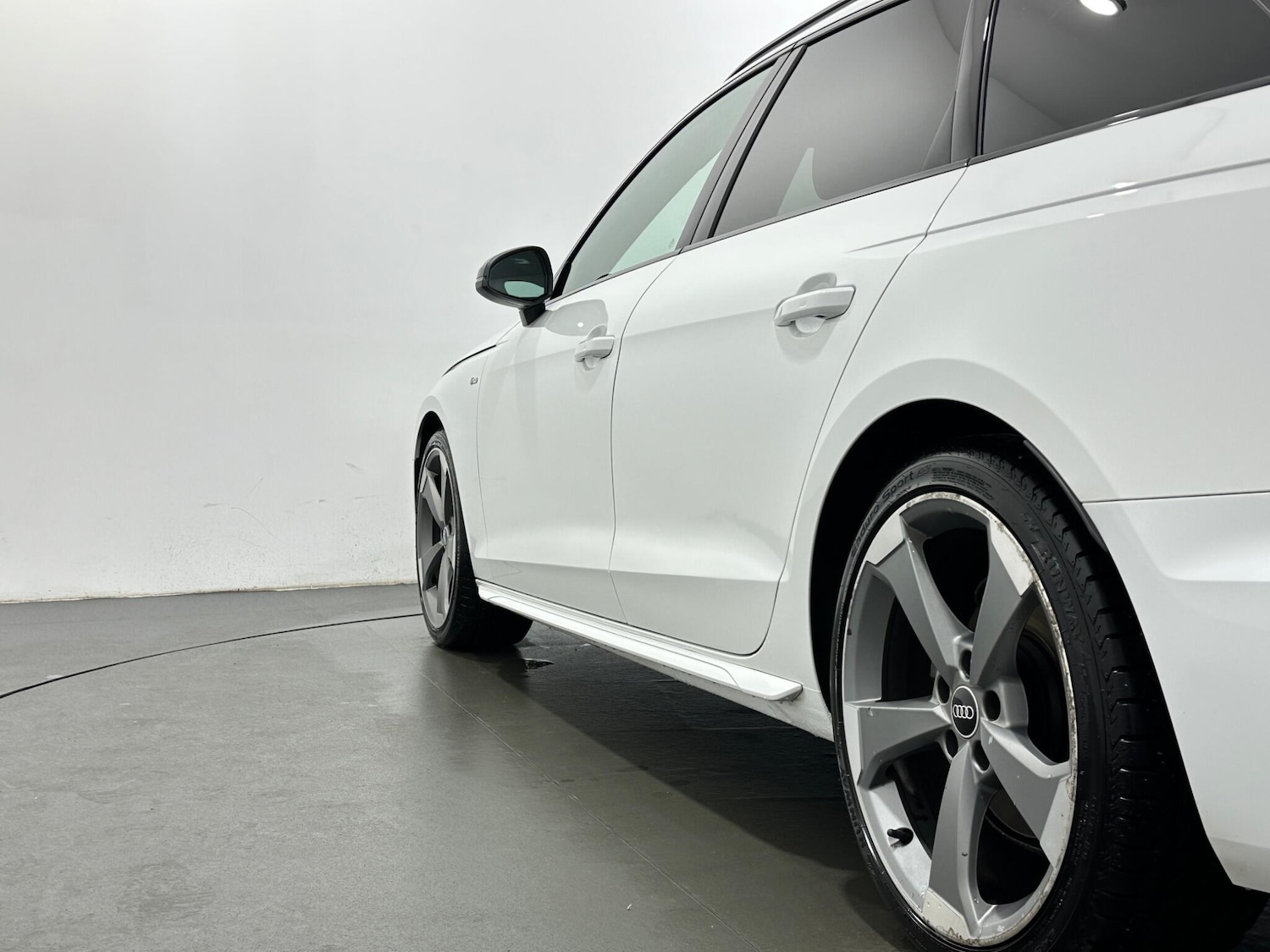 Used Audi A4 Avant for sale - 77565168: Photo 51