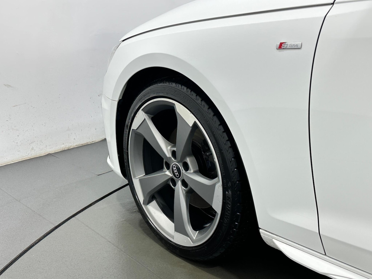 Used Audi A4 Avant for sale - 77565168: Photo 52