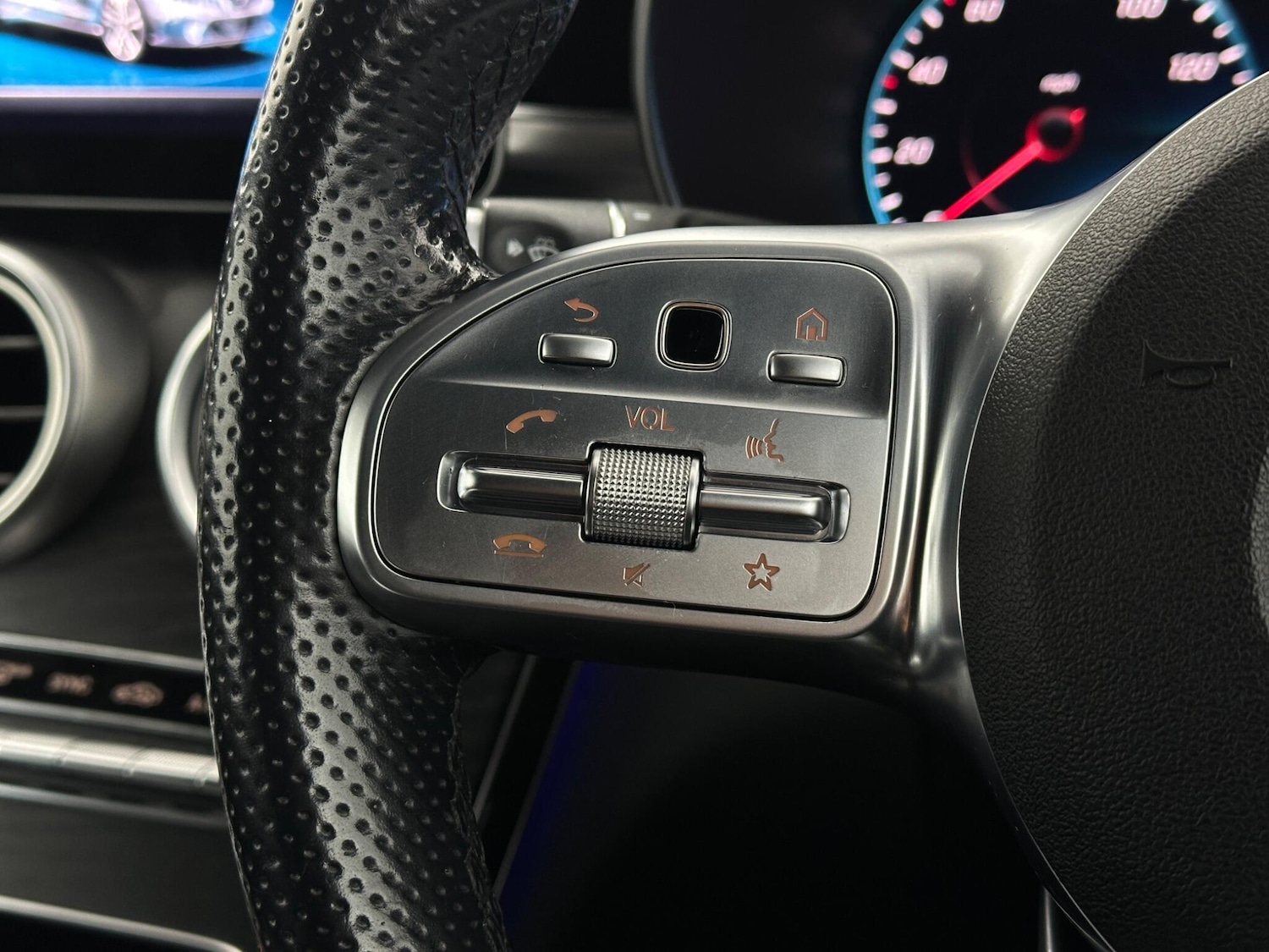 Used Mercedes-Benz C Class 2020 for sale - 76926082: Photo 13