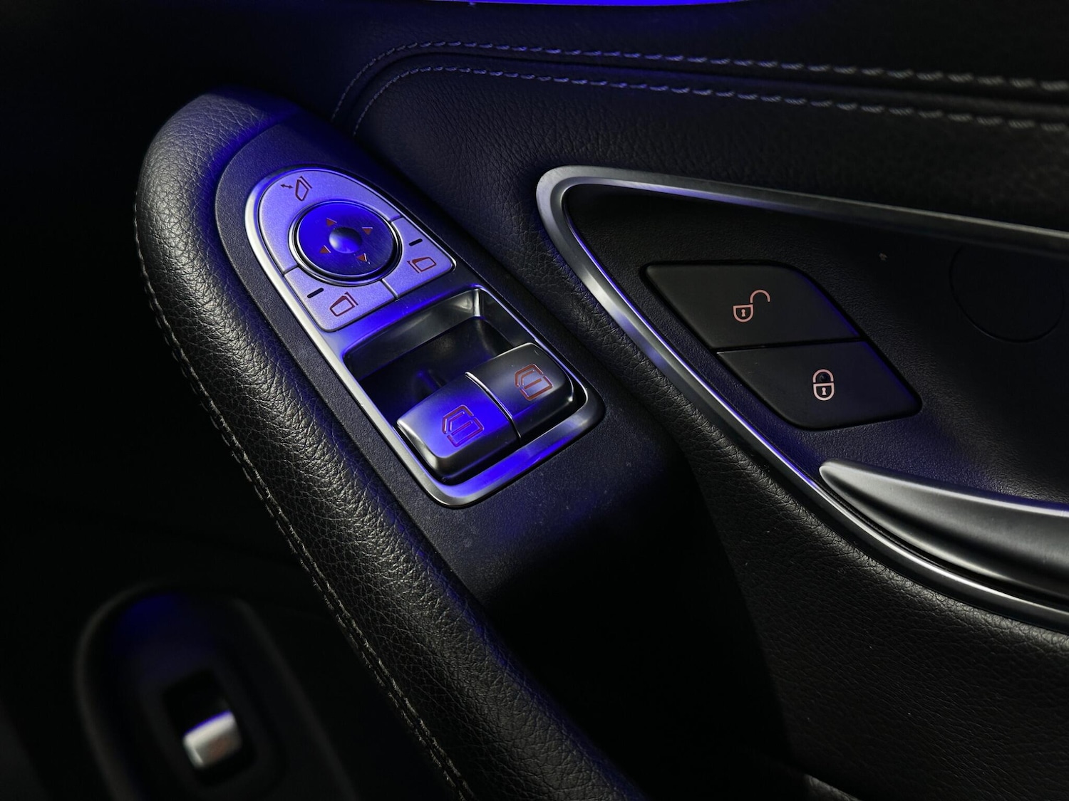 Used Mercedes-Benz C Class 2020 for sale - 76926082: Photo 19