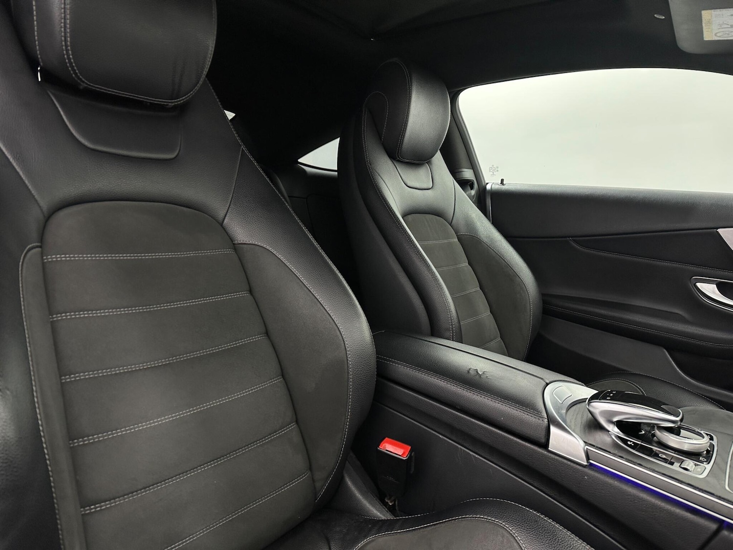 Used Mercedes-Benz C Class 2020 for sale - 76926082: Photo 32