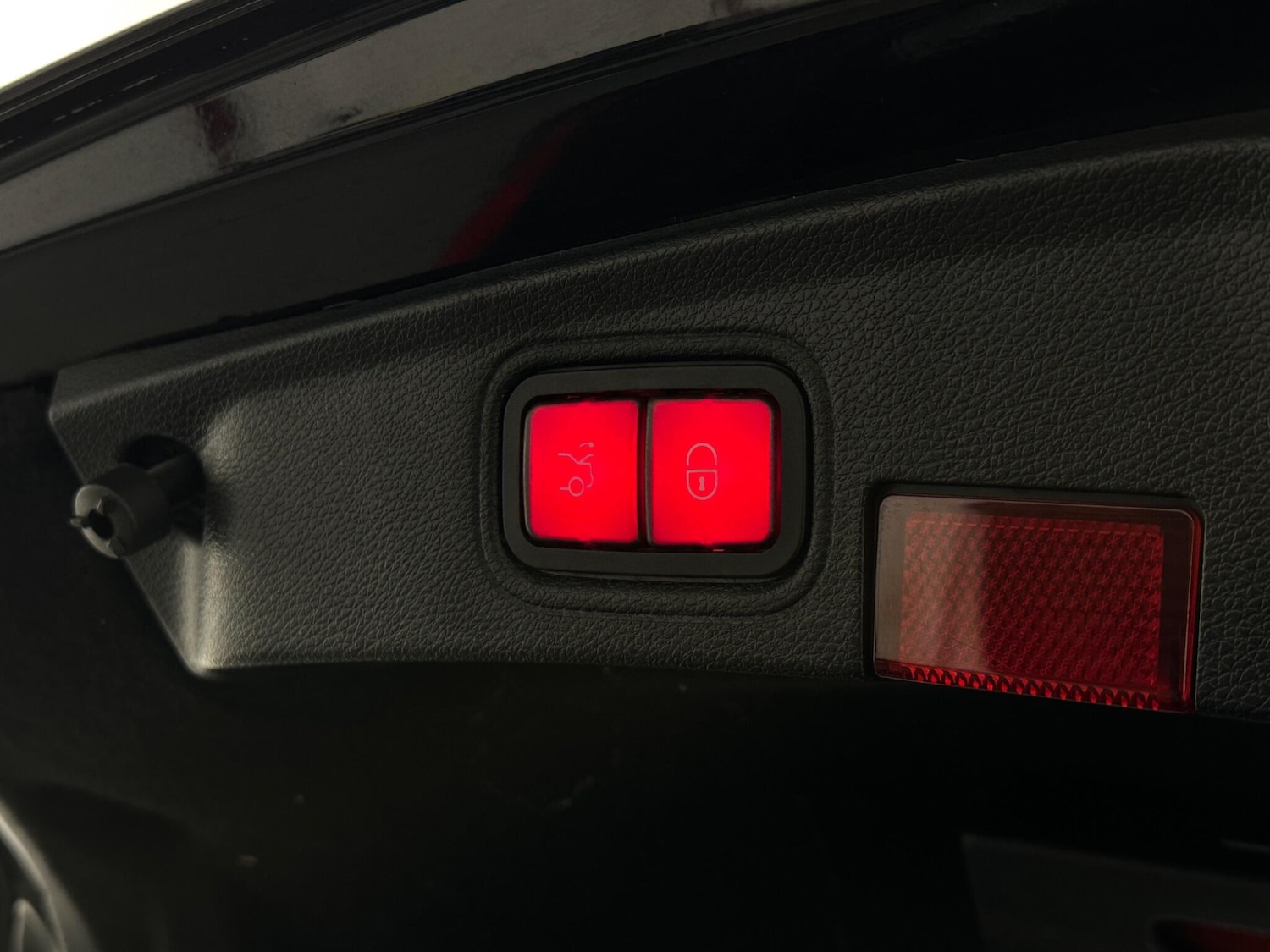 Used Mercedes-Benz C Class 2020 for sale - 76926082: Photo 43