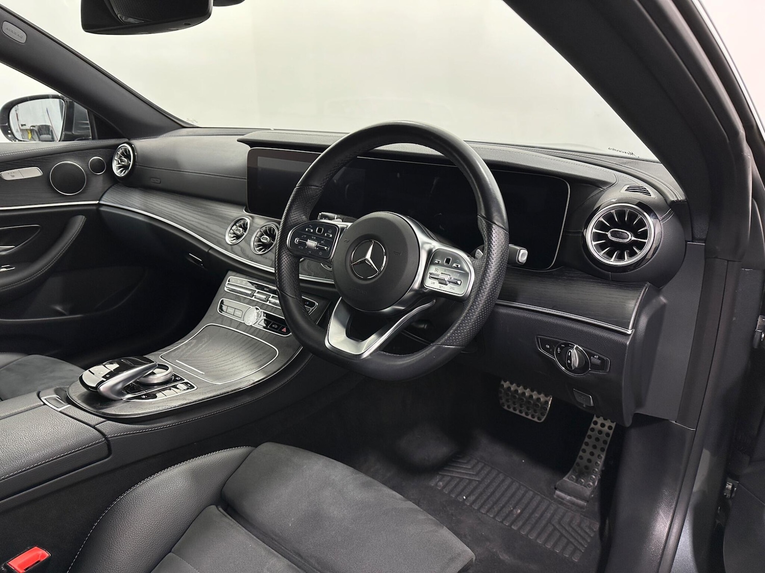 Used Mercedes-Benz E Class 2019 for sale - 77191690: Photo 10