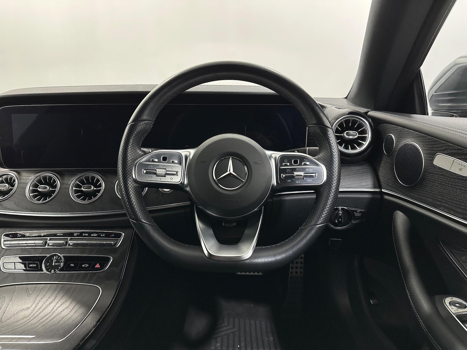 Used Mercedes-Benz E Class 2019 for sale - 77191690: Photo 11