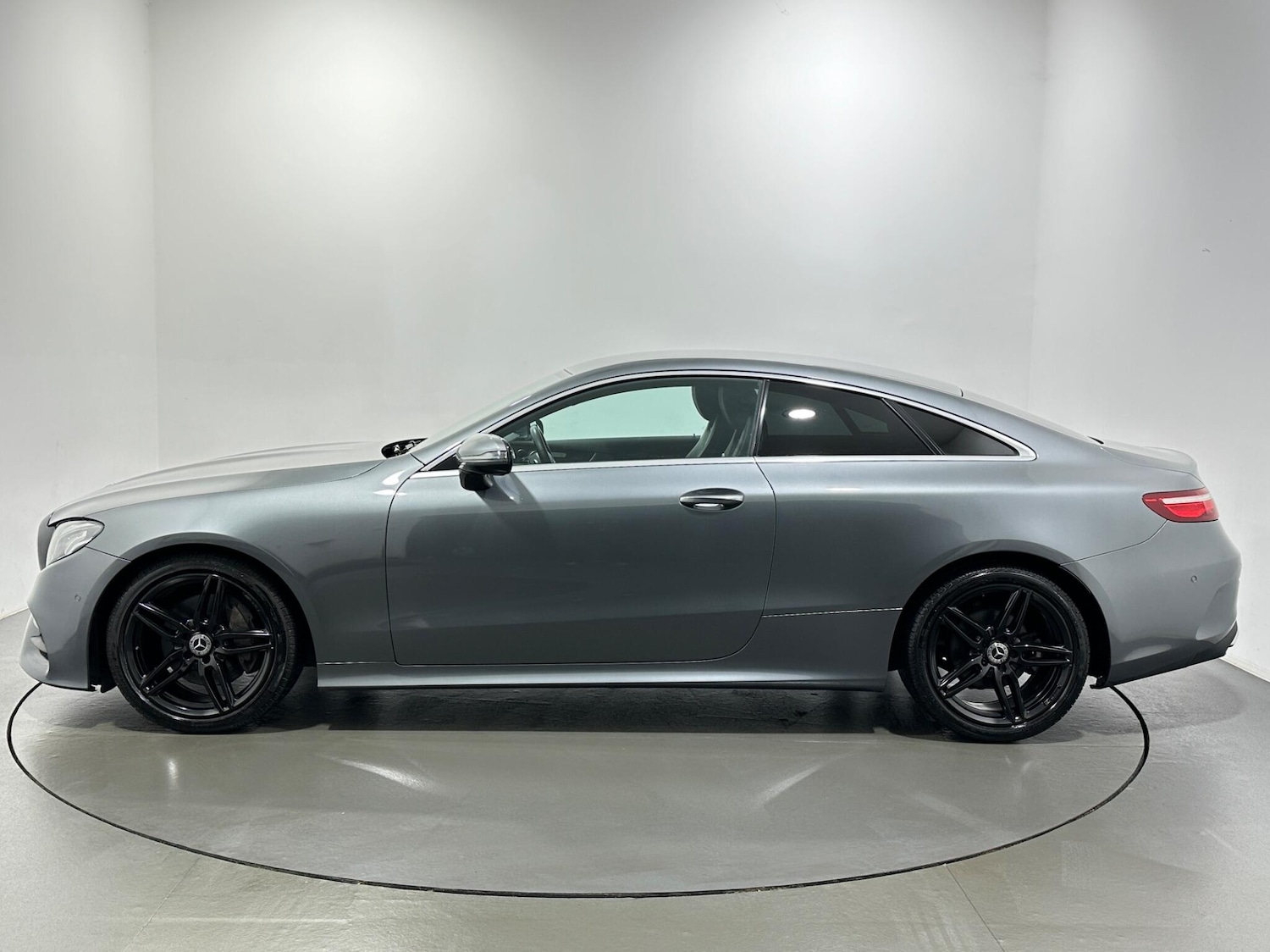 Used Mercedes-Benz E Class 2019 for sale - 77191690: Photo 5