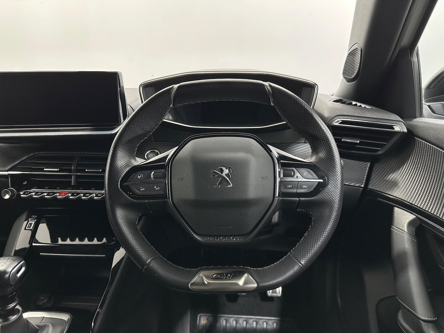 Used Peugeot 2008 2021 for sale - 76878588: Photo 12