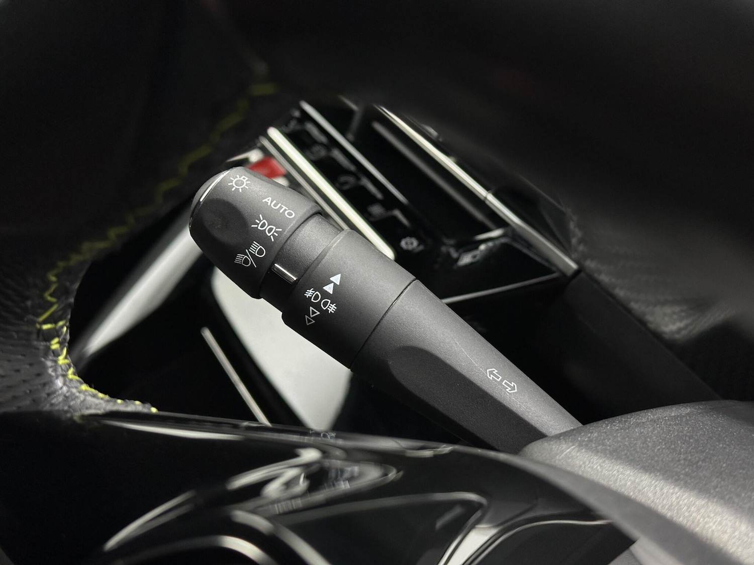 Used Peugeot 2008 2021 for sale - 76878588: Photo 13