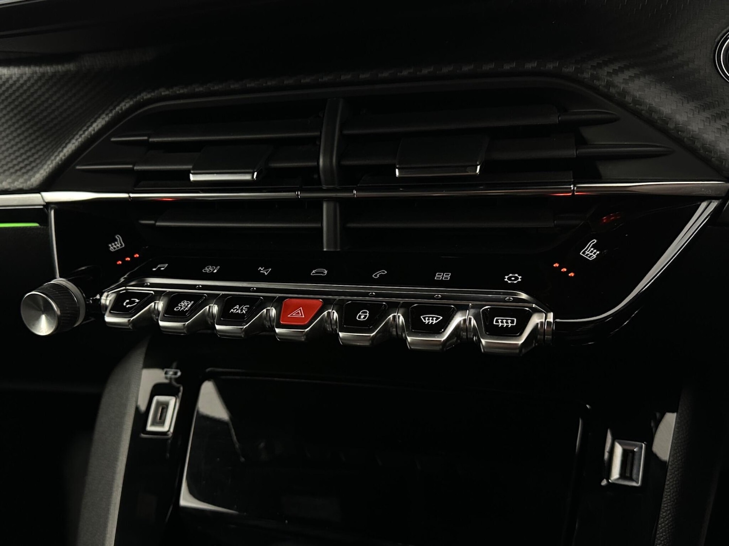 Used Peugeot 2008 2021 for sale - 76878588: Photo 20