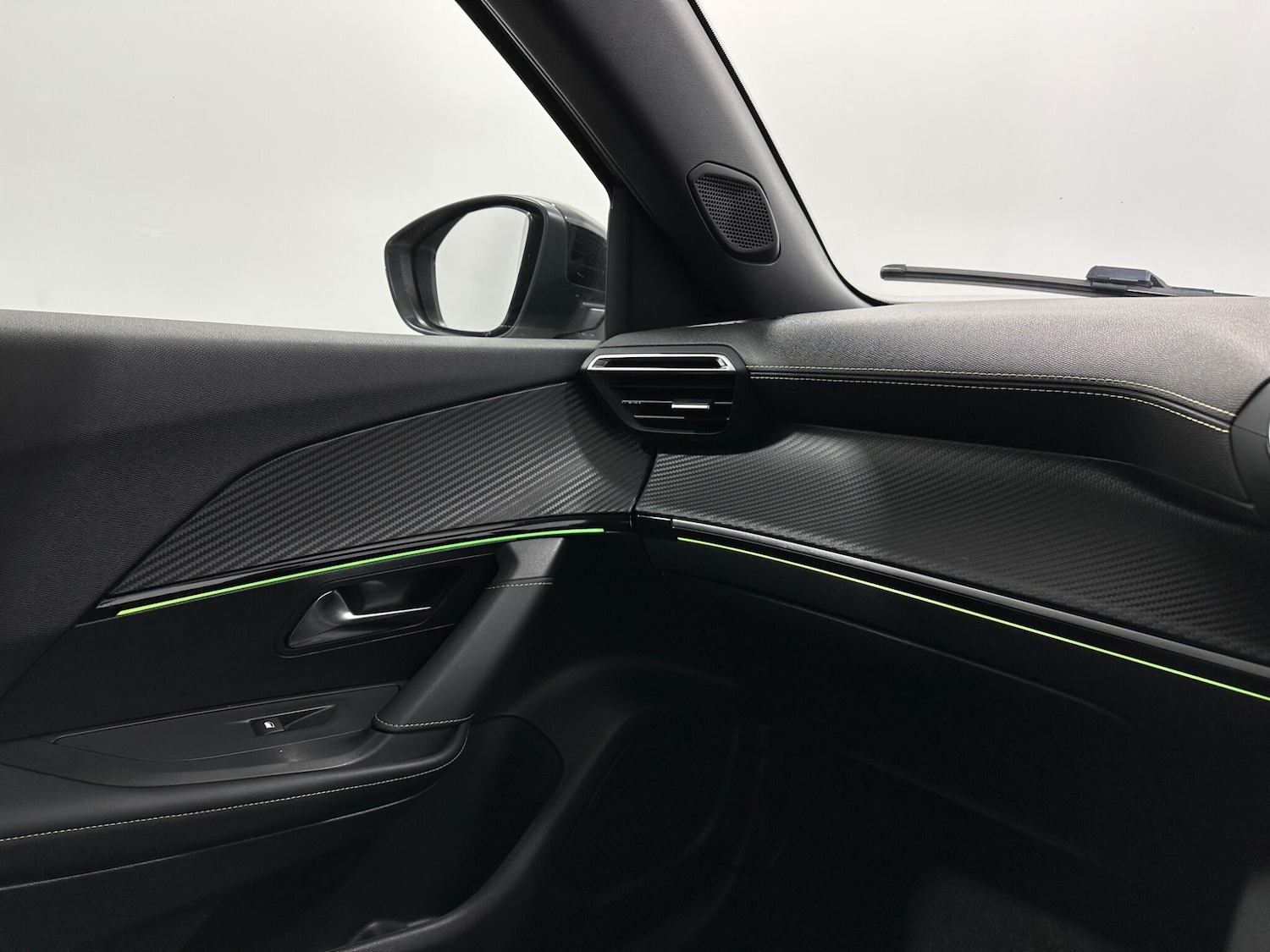 Used Peugeot 2008 2021 for sale - 76878588: Photo 26