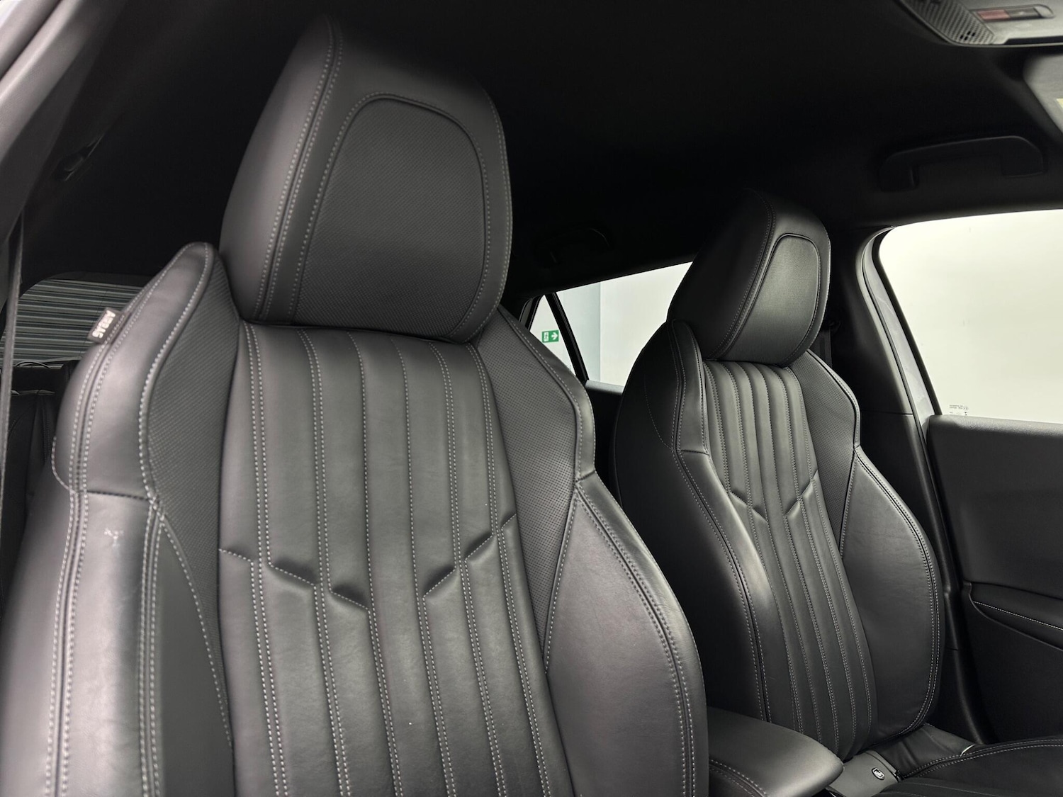 Used Peugeot 2008 2021 for sale - 76878588: Photo 31