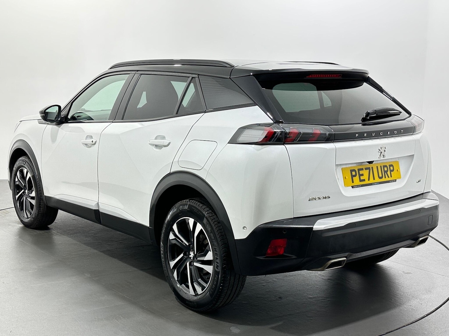 Used Peugeot 2008 2021 for sale - 76878588: Photo 6