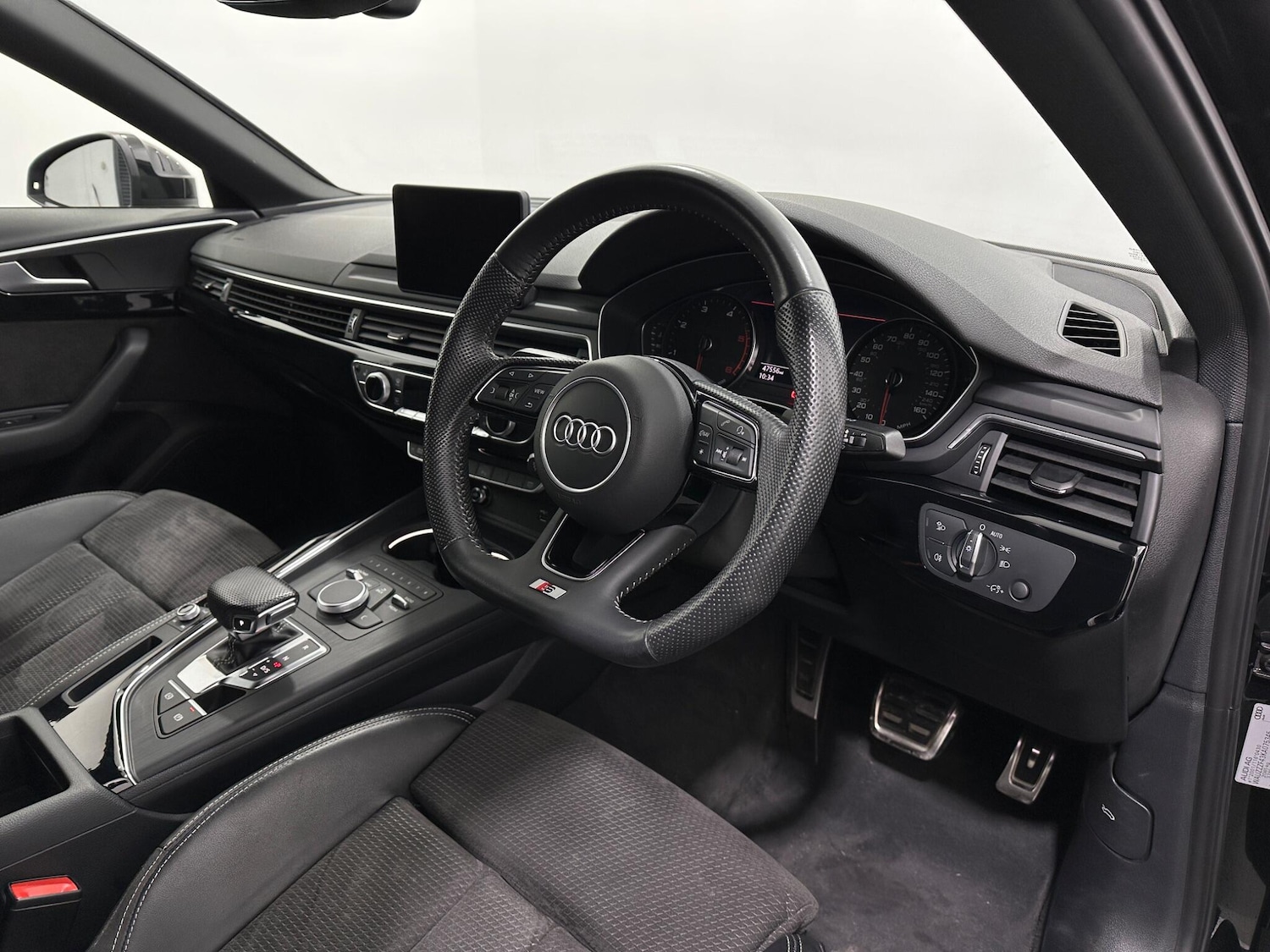 Used Audi A4 2019 for sale - 77441181: Photo 10