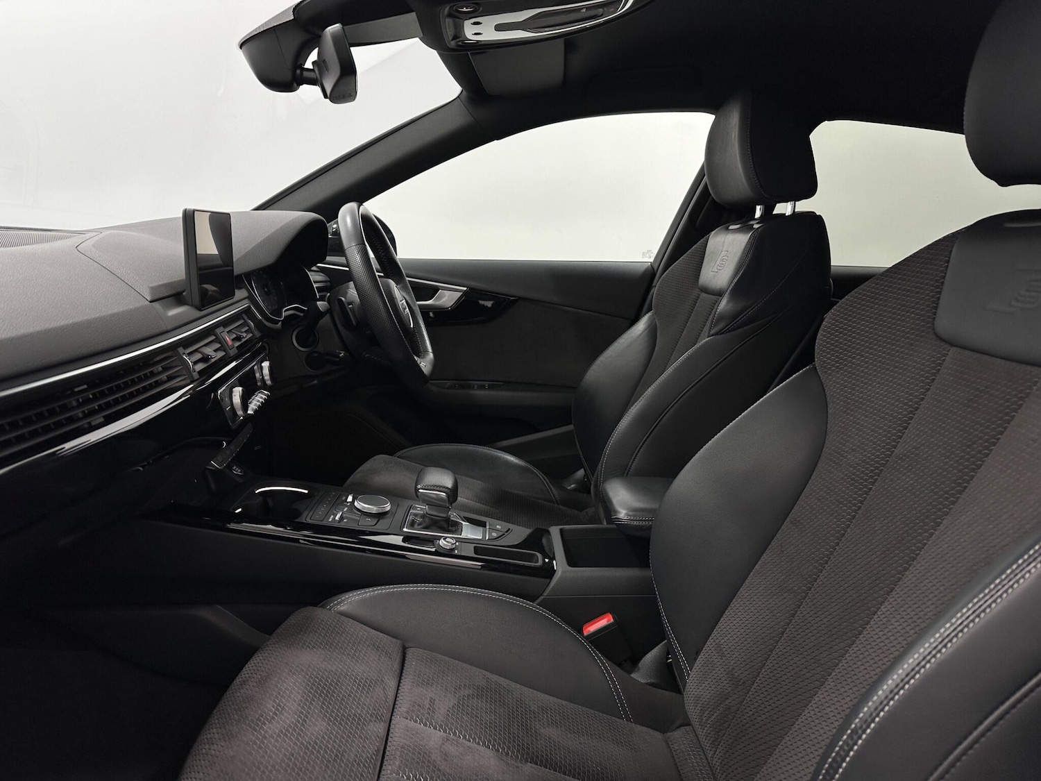 Used Audi A4 2019 for sale - 77441181: Photo 36