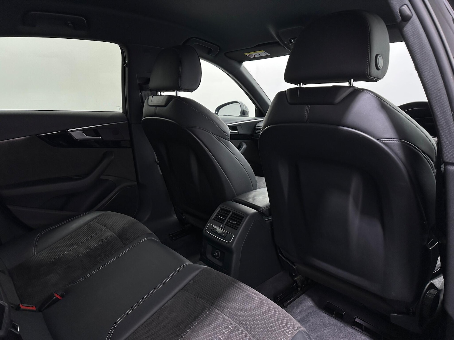 Used Audi A4 2019 for sale - 77441181: Photo 43