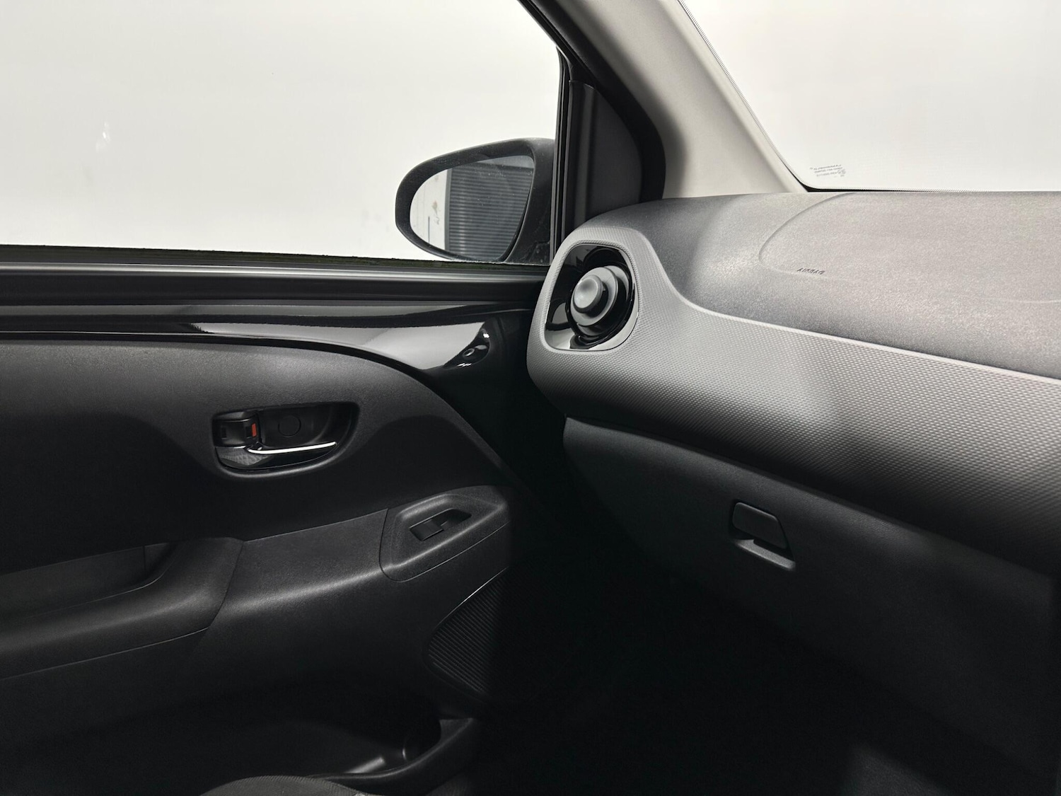 Used Peugeot 108 2020 for sale - 76878476: Photo 25