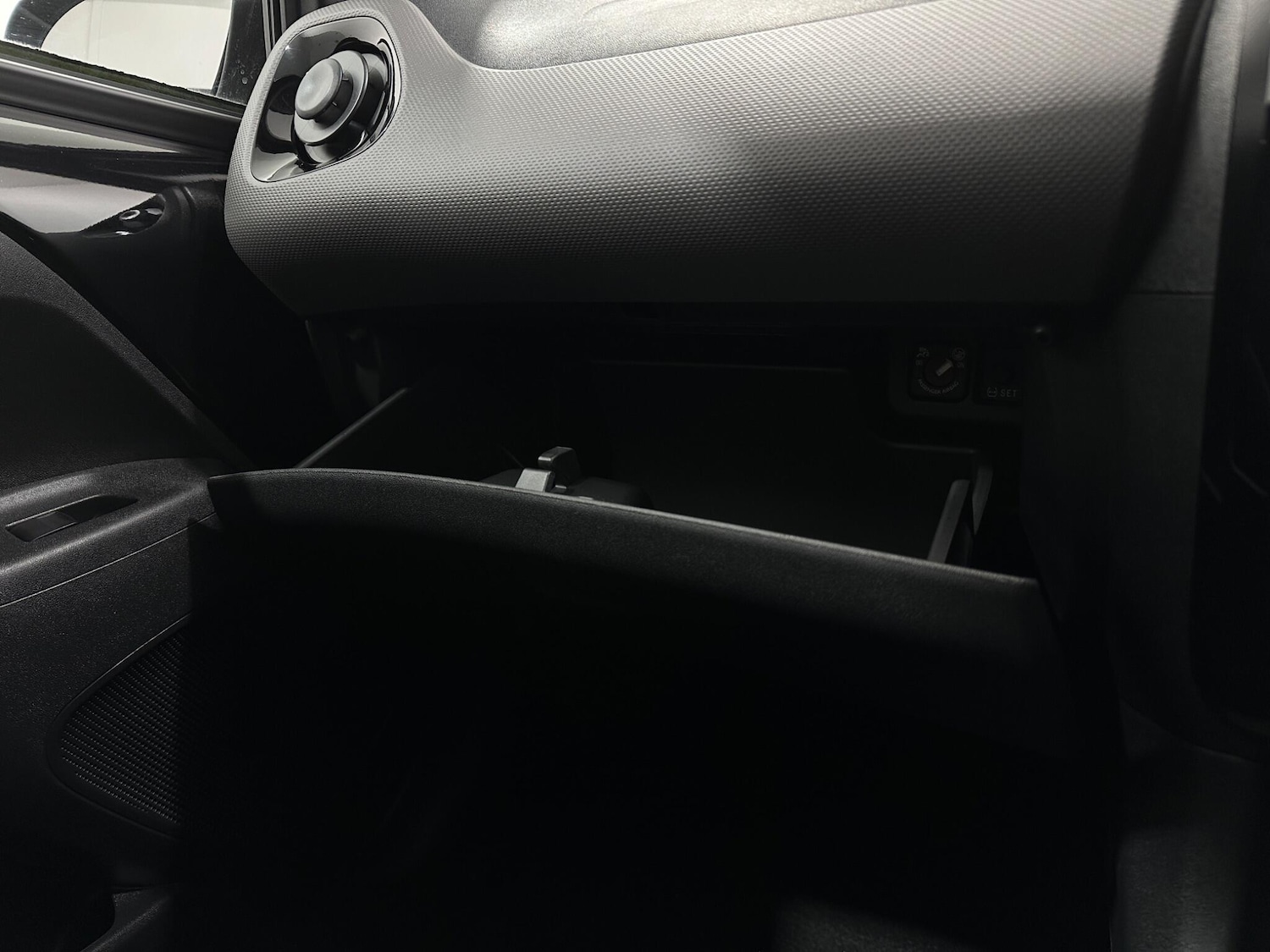 Used Peugeot 108 2020 for sale - 76878476: Photo 26