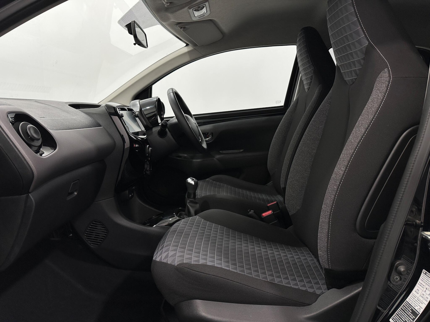 Used Peugeot 108 2020 for sale - 76878476: Photo 32