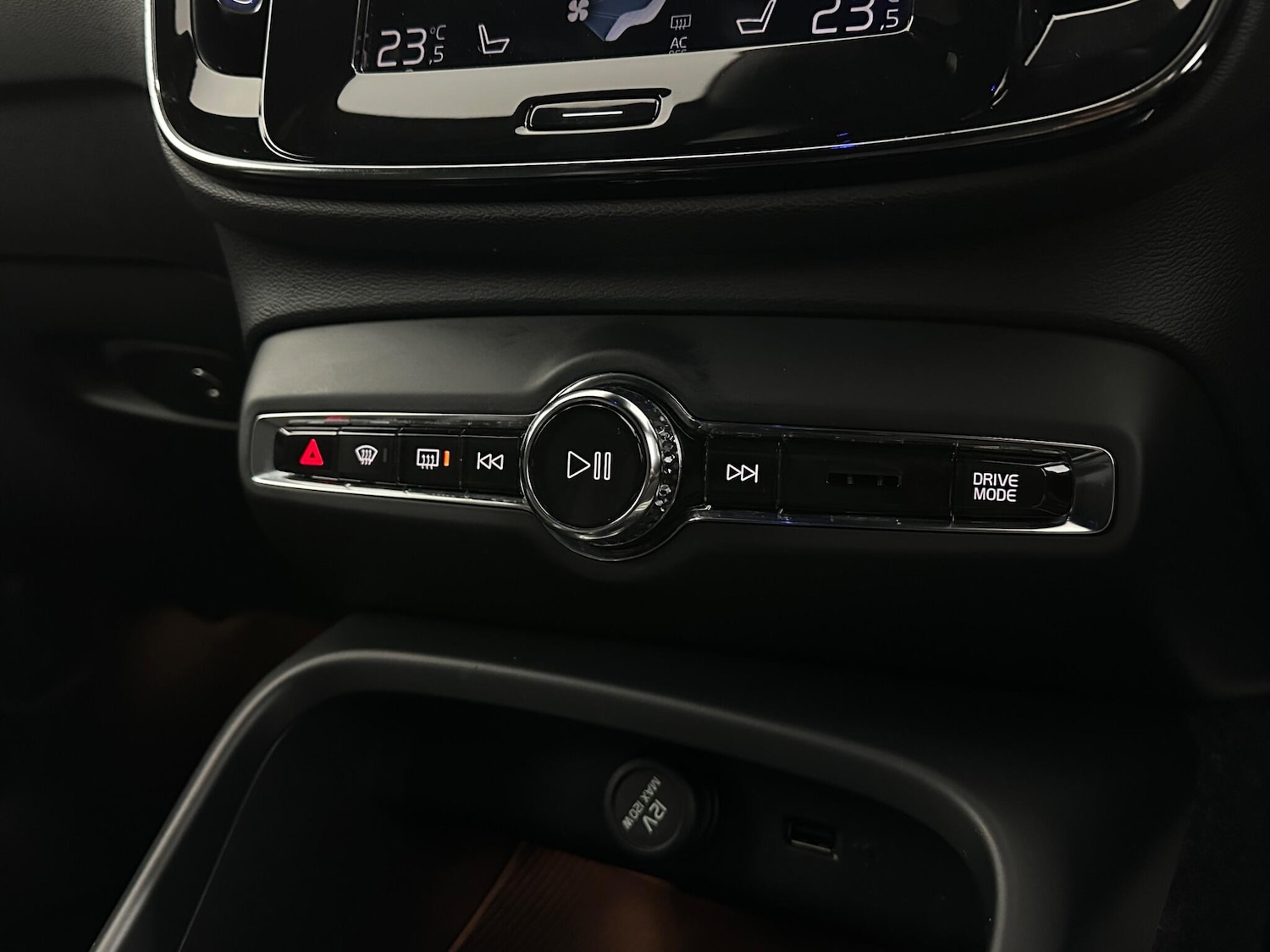 Used Volvo XC40 2020 for sale - 77202852: Photo 19