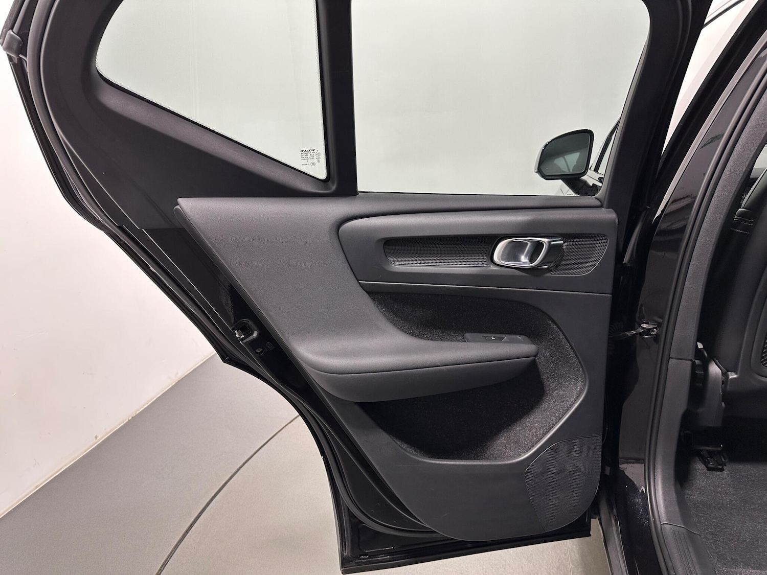 Used Volvo XC40 2020 for sale - 77202852: Photo 36