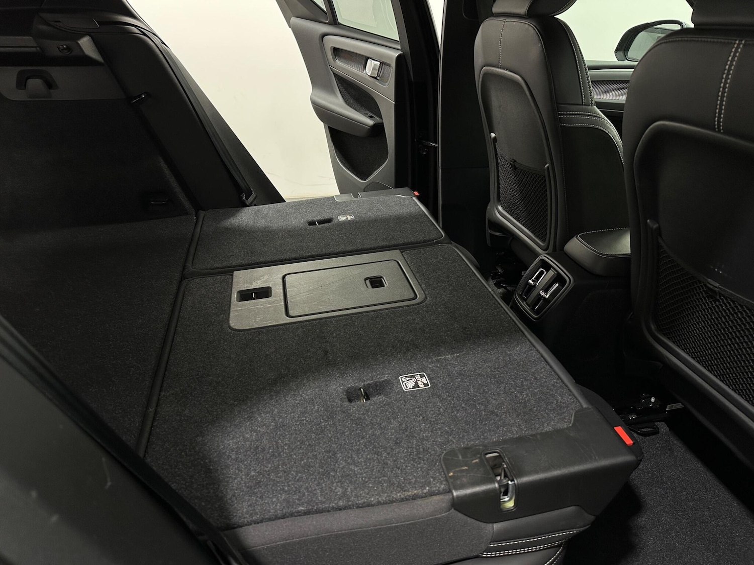 Used Volvo XC40 2020 for sale - 77202852: Photo 42