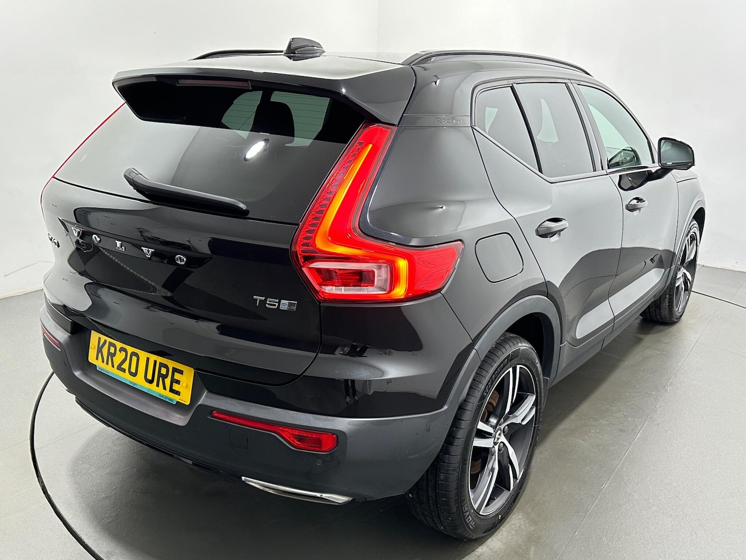 Used Volvo XC40 2020 for sale - 77202852: Photo 47
