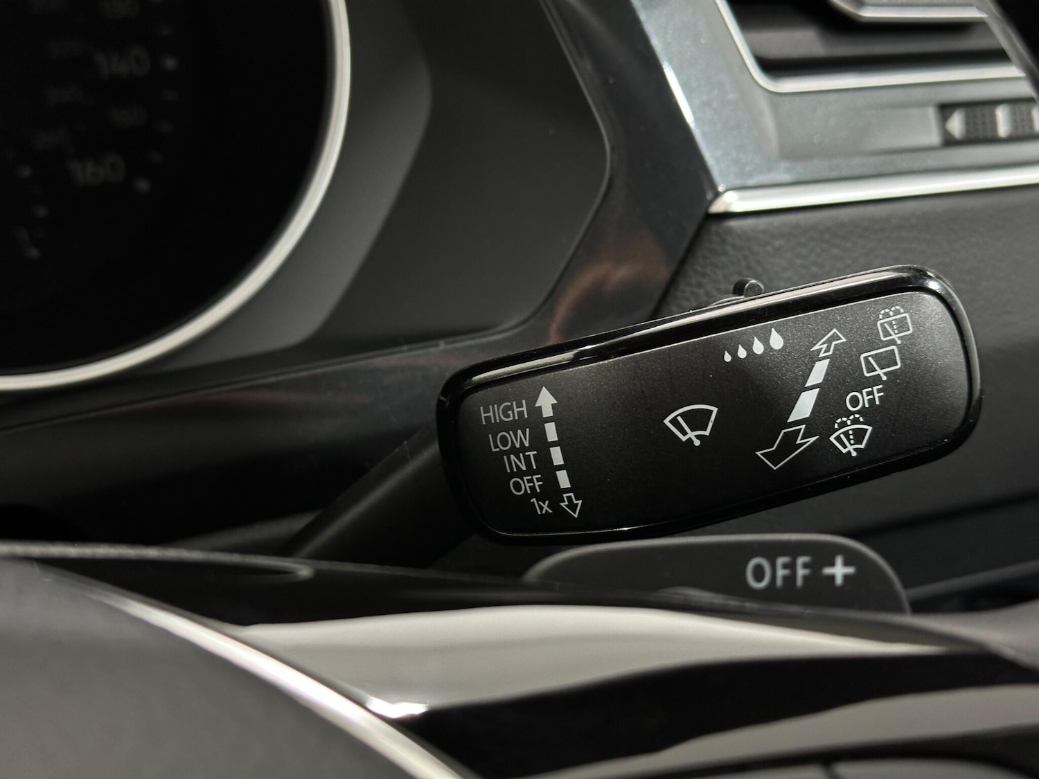 Used Volkswagen Tiguan 2020 for sale - 76878840: Photo 15