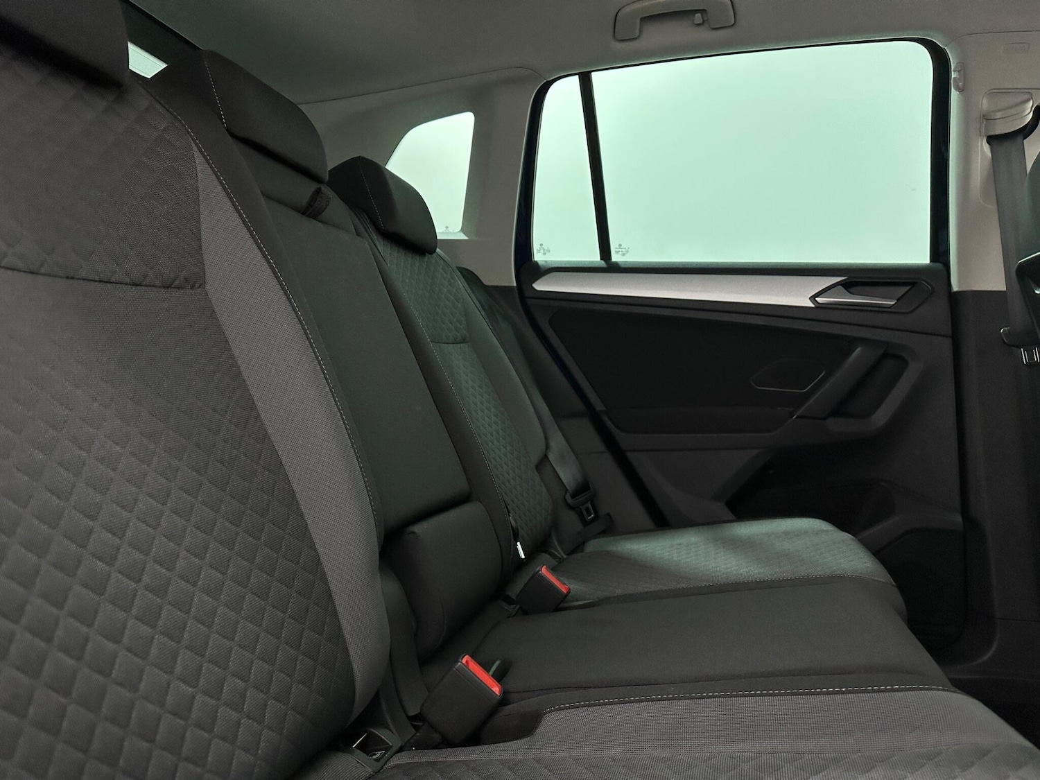 Used Volkswagen Tiguan 2020 for sale - 76878840: Photo 43