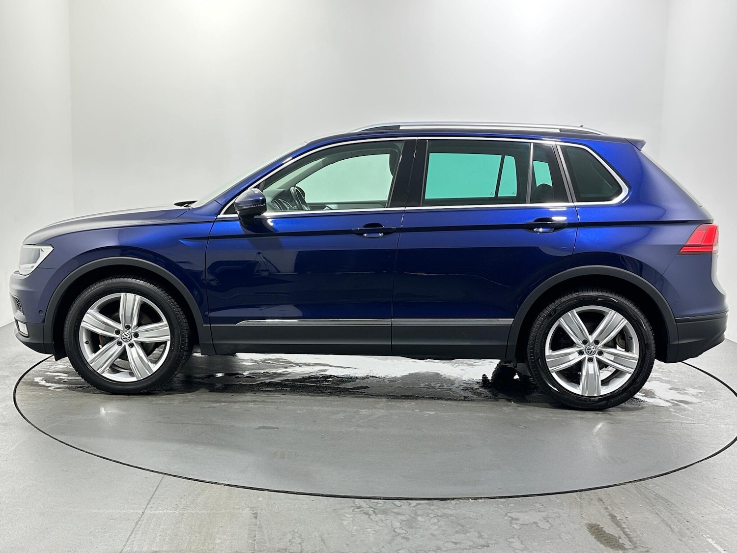 Used Volkswagen Tiguan 2020 for sale - 76878840: Photo 5