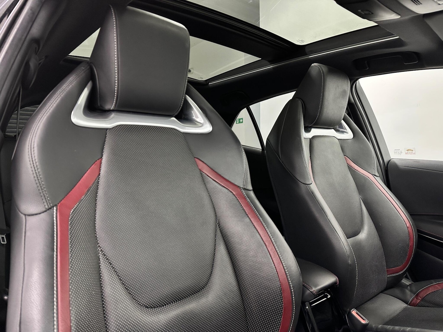 Used Toyota Corolla 2019 for sale - 77612302: Photo 31